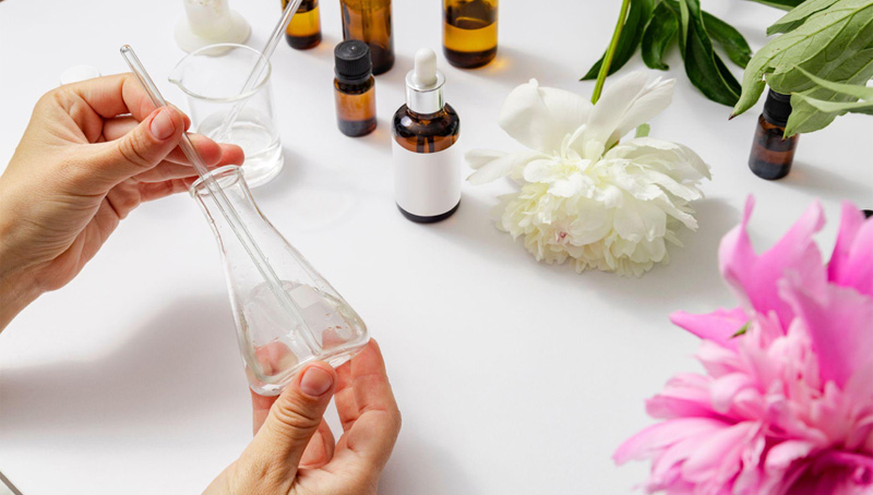 Sustainable Scents: The Evolving World of Perfume Solvents
