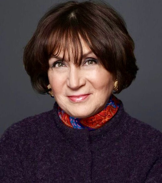 Former Estée Lauder Scientist Champions Longevity, AI with New Beauty Brand 
