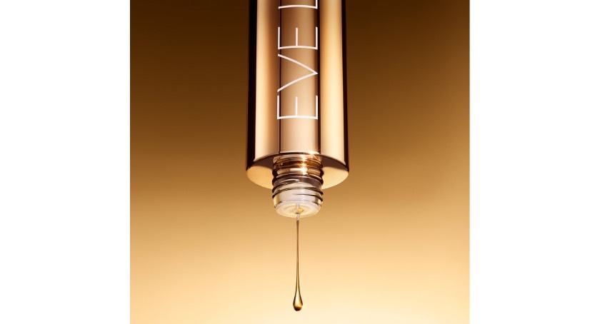 Eve Lom Gives Skin a Time Retreat with Sensorial Anti-Aging Essence
